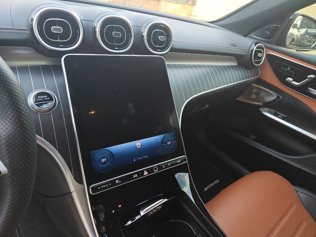 Used 2024 Mercedes-Benz C 300 Sedan image 8