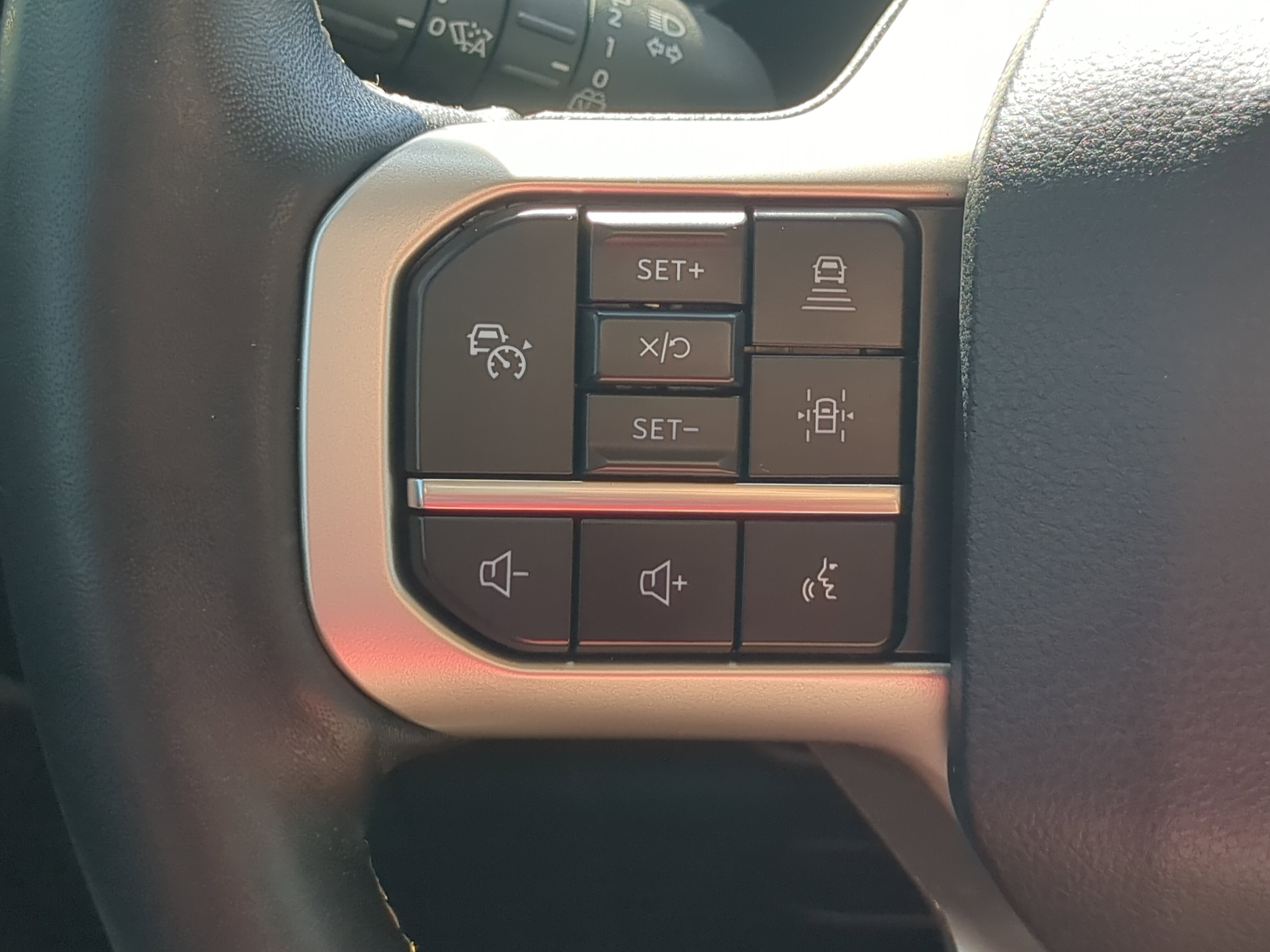 Certified 2023 Ford Expedition Limited RWD image 24