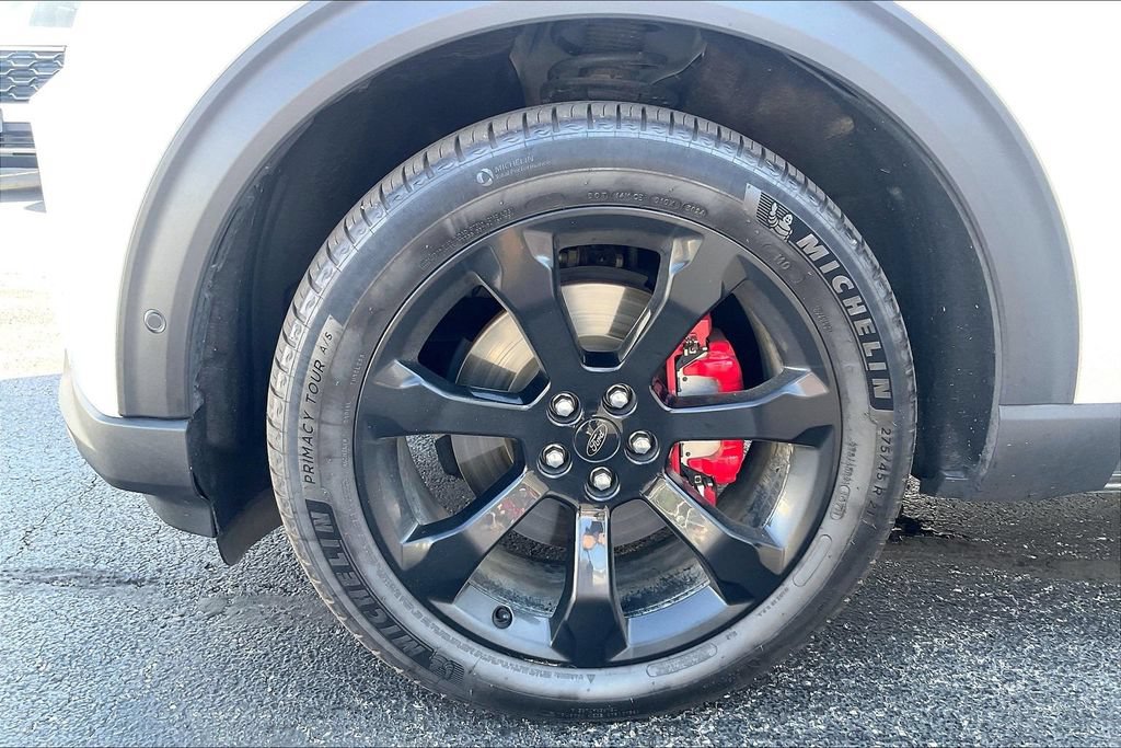 Certified 2020 Ford Explorer ST w/ ST Street Pack AWD/4WD image 8