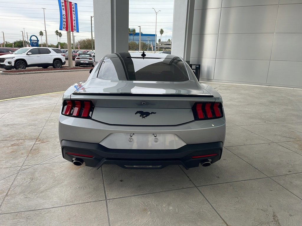 Certified 2024 Ford Mustang Coupe image 3
