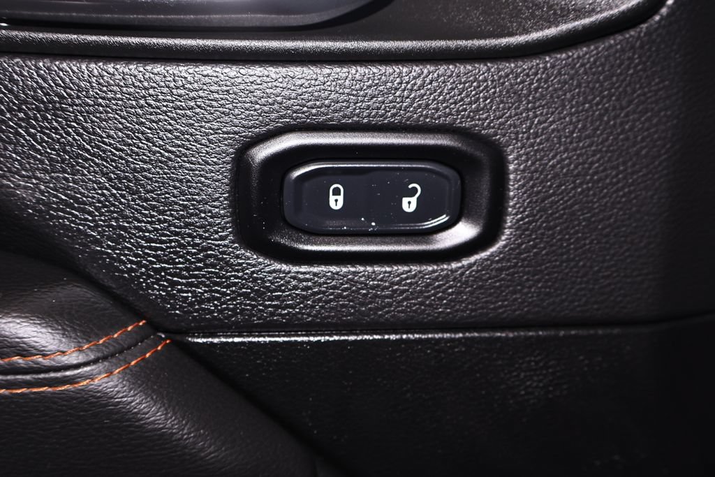 Used 2021 Jeep Gladiator Mojave AWD/4WD image 13