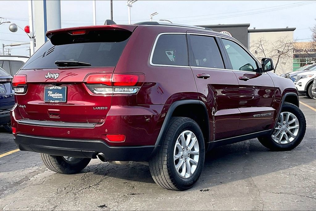 Used 2021 Jeep Grand Cherokee Laredo X image 11