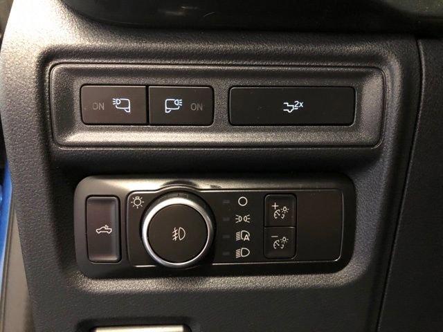 Certified 2022 Ford F150 XLT w/ Equipment Group 302A High image 27