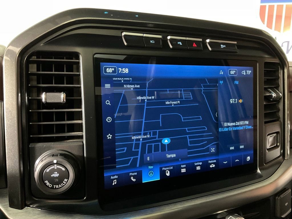 Certified 2022 Ford F150 Lariat w/ Equipment Group 502A High image 23