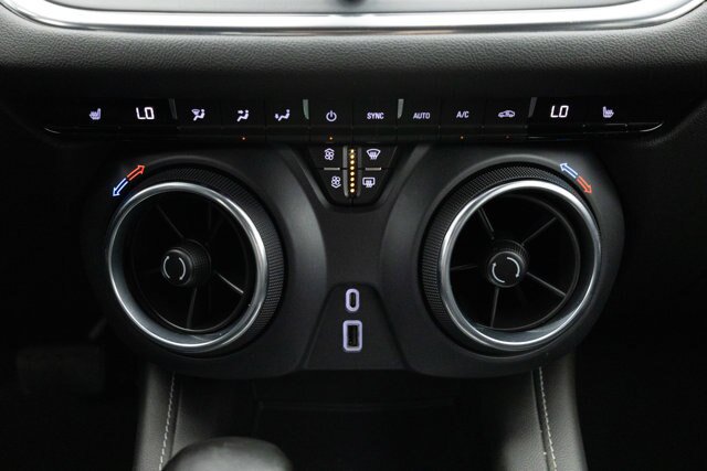 Used 2023 Chevrolet Blazer LT AWD/4WD image 37