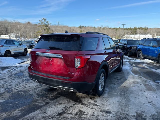 Certified 2022 Ford Explorer XLT w/ Equipment Group 202A image 7