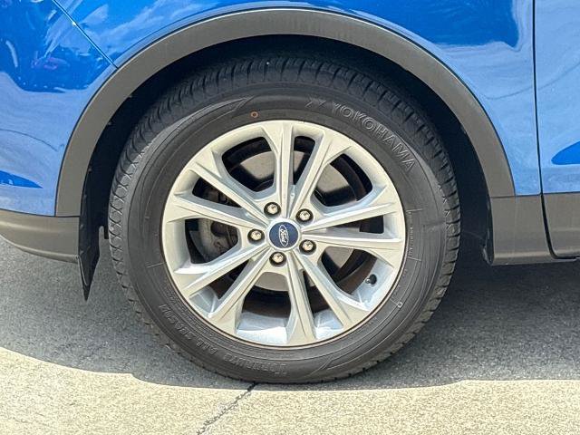 Certified 2019 Ford Escape SEL FWD image 11