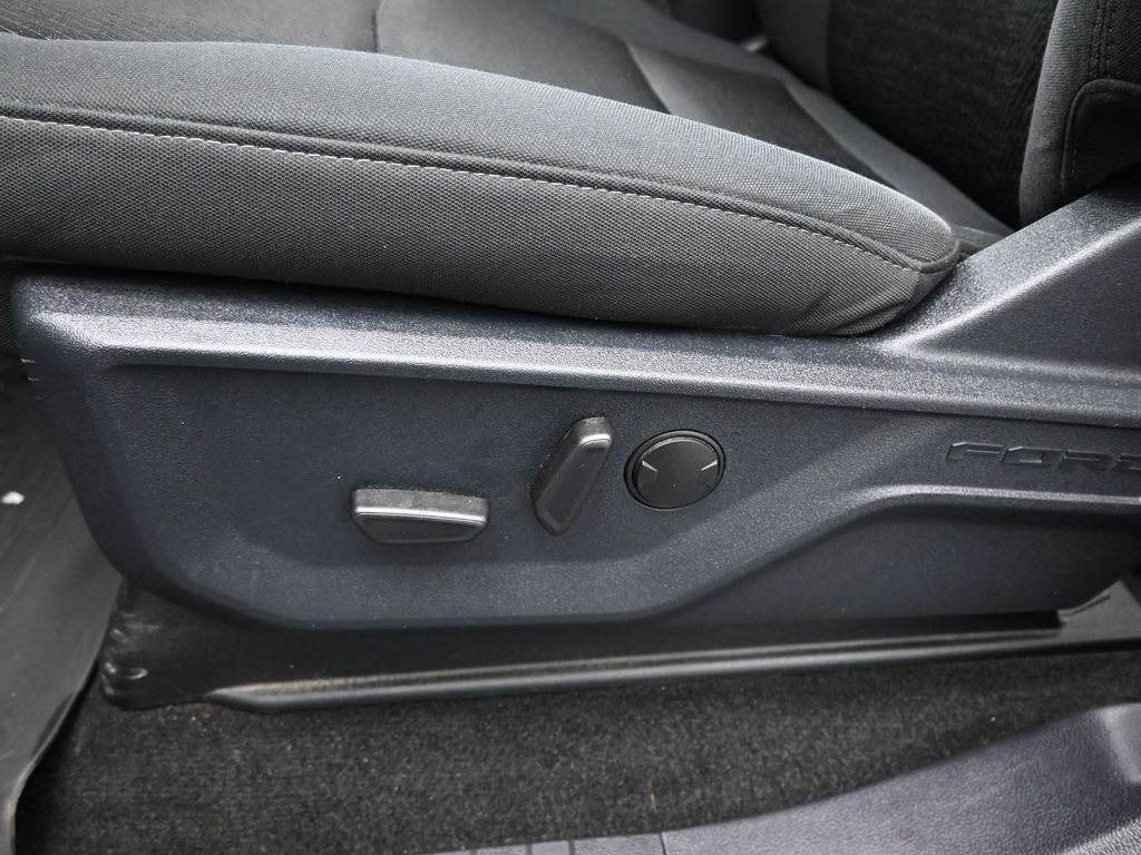 Certified 2022 Ford F150 XLT w/ Equipment Group 302A High image 11