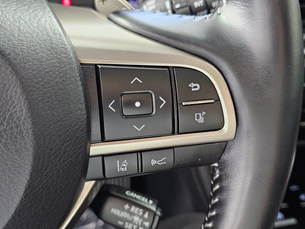 Used 2022 Lexus RX 450hL AWD w/ Premium Package image 28