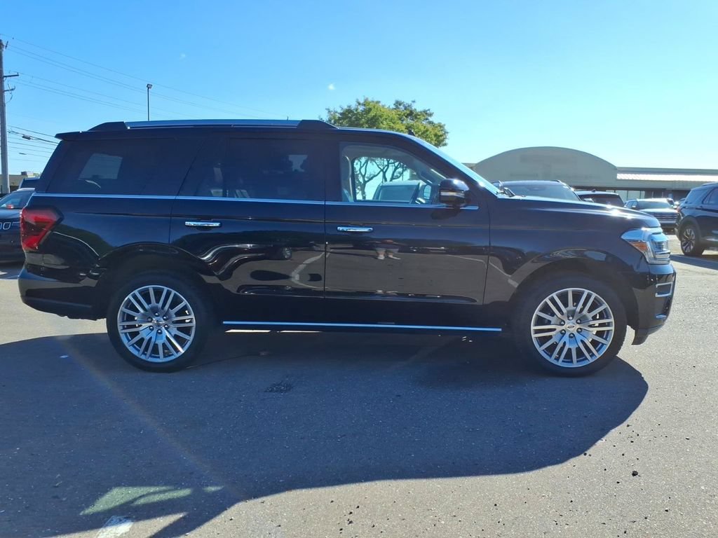 Certified 2023 Ford Expedition Limited AWD/4WD image 6