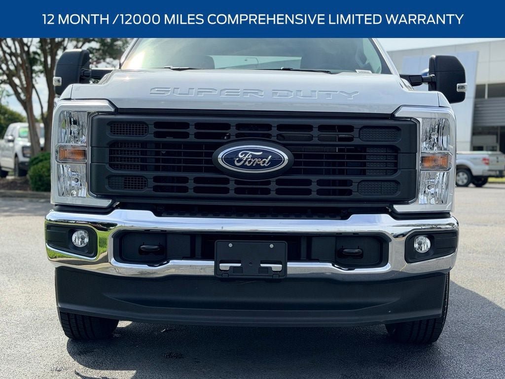 Certified 2026 Ford F250 XL w/ XL Chrome Package AWD/4WD image 5