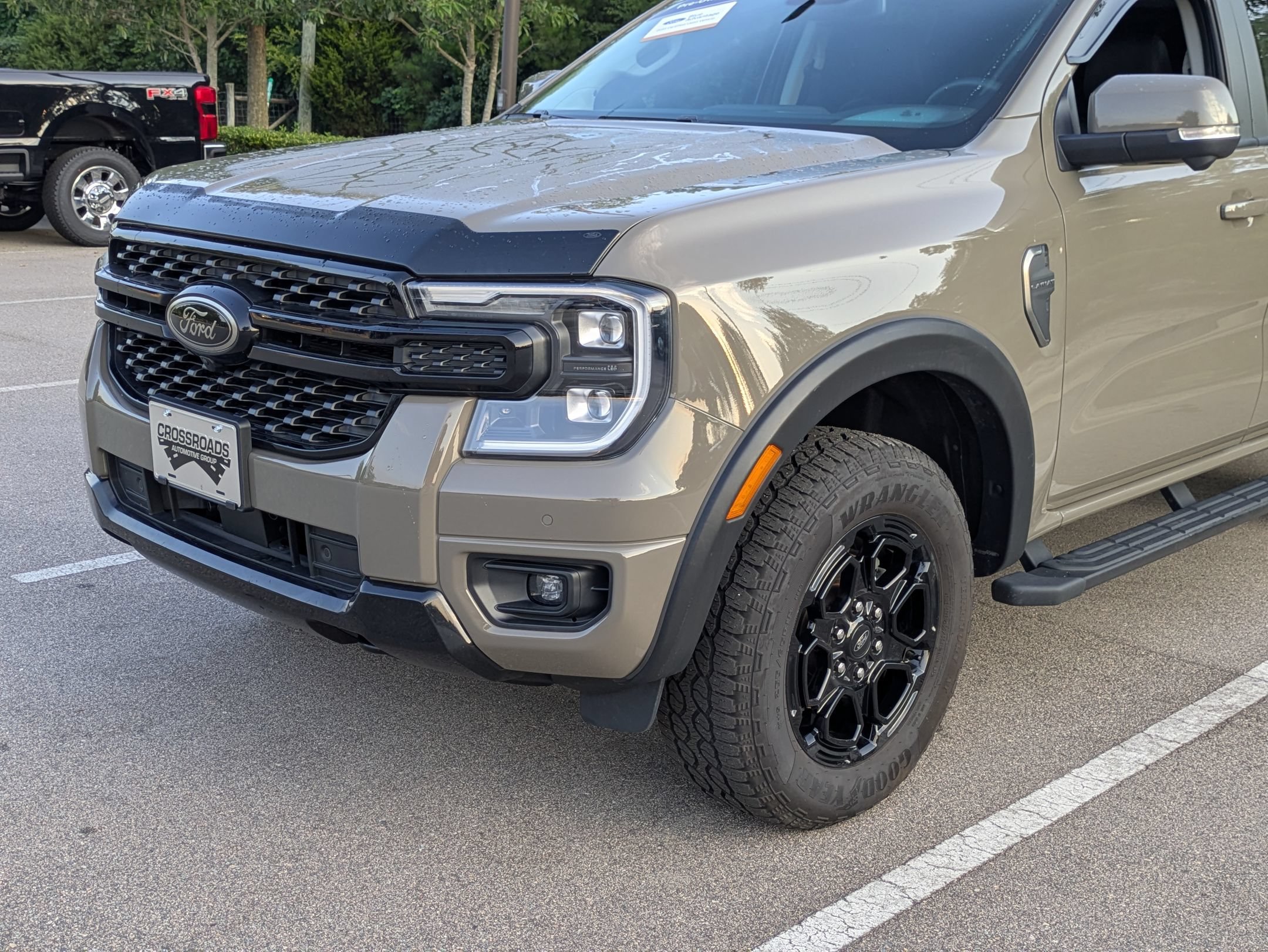 Certified 2025 Ford Ranger Lariat w/ FX4 Off-Road Package AWD/4WD image 10