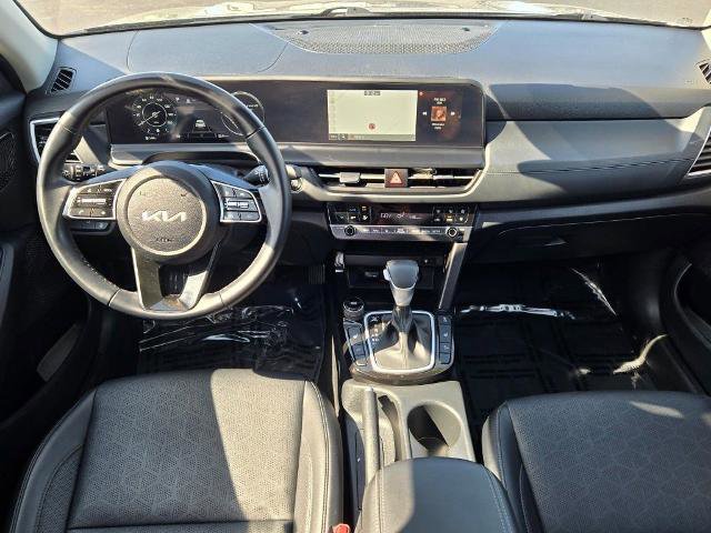 Used 2024 Kia Seltos EX AWD/4WD image 18