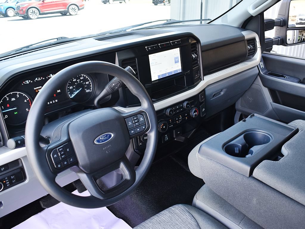 Certified 2023 Ford F250 XLT w/ 360-Degree Camera Package AWD/4WD image 4
