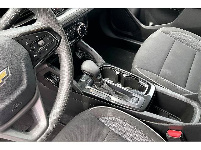 Used 2025 Chevrolet TrailBlazer LT AWD/4WD image 16