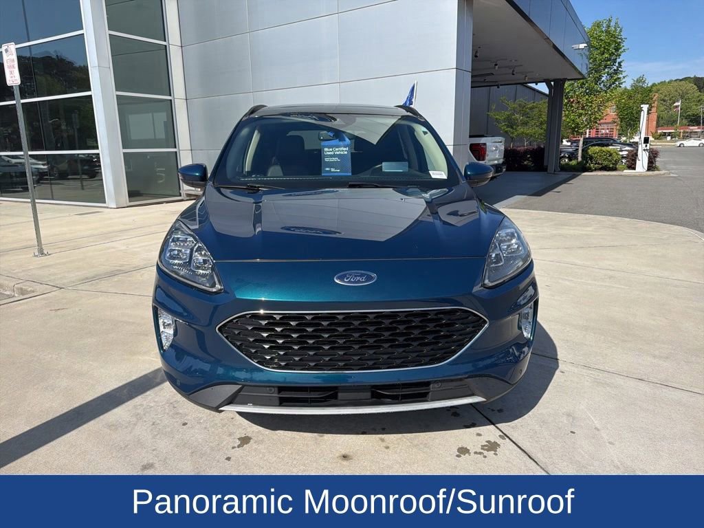 Certified 2020 Ford Escape Titanium AWD/4WD image 2