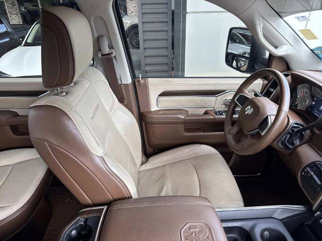 Used 2023 RAM 3500 Laramie AWD/4WD image 8