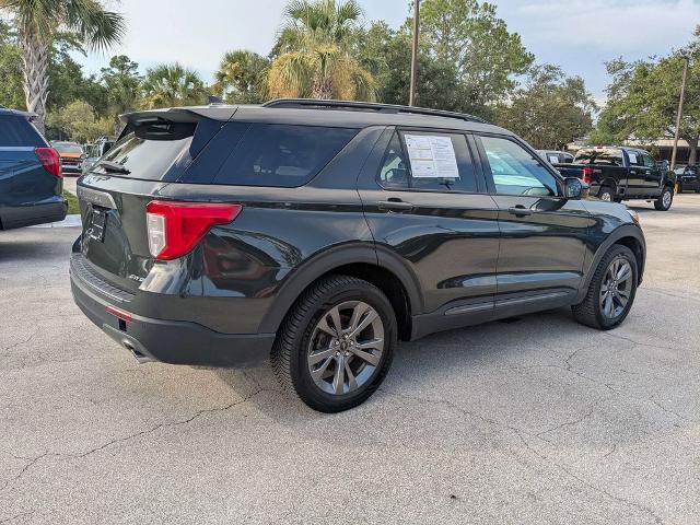 Certified 2023 Ford Explorer XLT w/ Equipment Group 202A AWD/4WD image 4