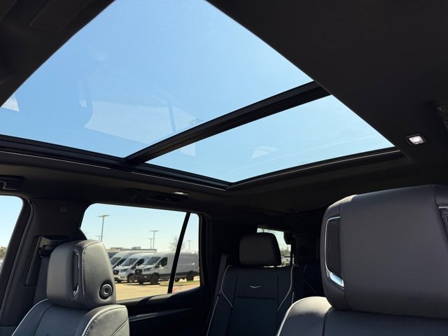 Used 2026 Cadillac Escalade Luxury w/ LPO, Floor Liner Package image 10