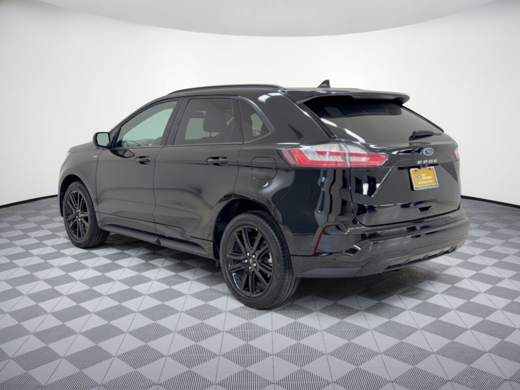 Certified 2023 Ford Edge ST-Line AWD/4WD image 3