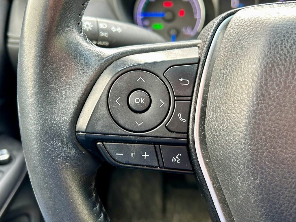 Used 2021 Toyota Venza LE image 22