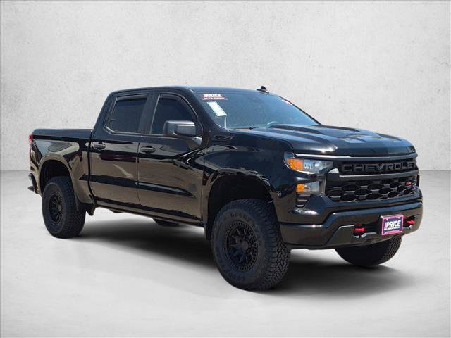 Used 2023 Chevrolet Silverado 1500 Custom Trail Boss AWD/4WD image 3