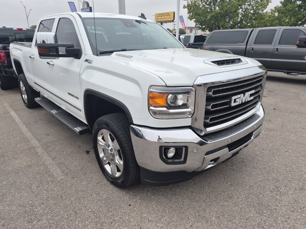 Used 2019 GMC Sierra 2500 SLT w/ Duramax Plus Package AWD/4WD image 34
