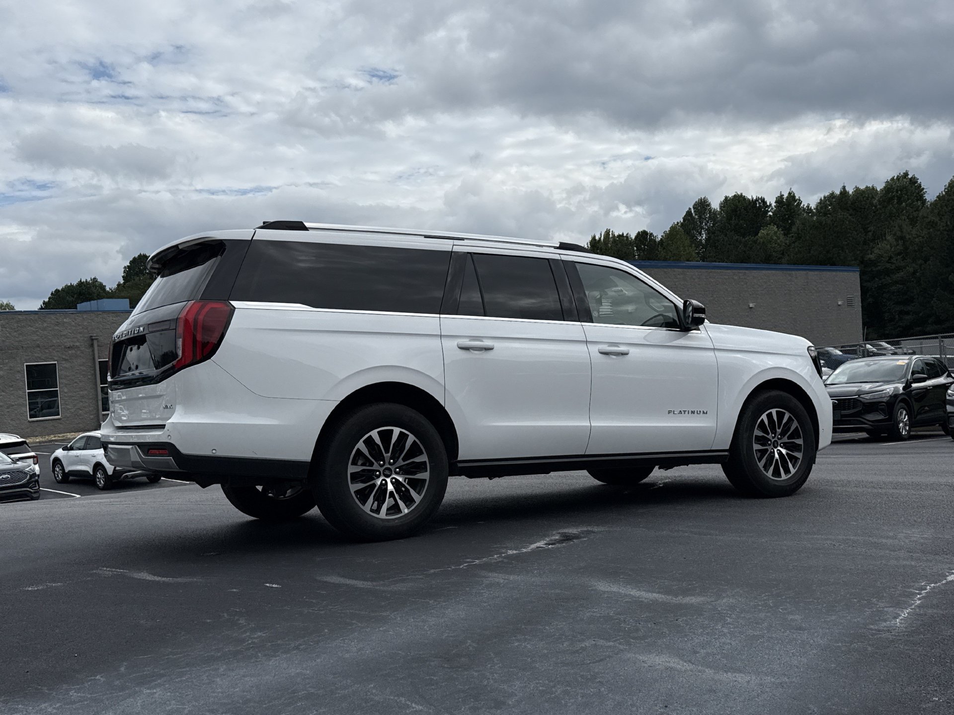 Certified 2025 Ford Expedition Max Platinum AWD/4WD image 27