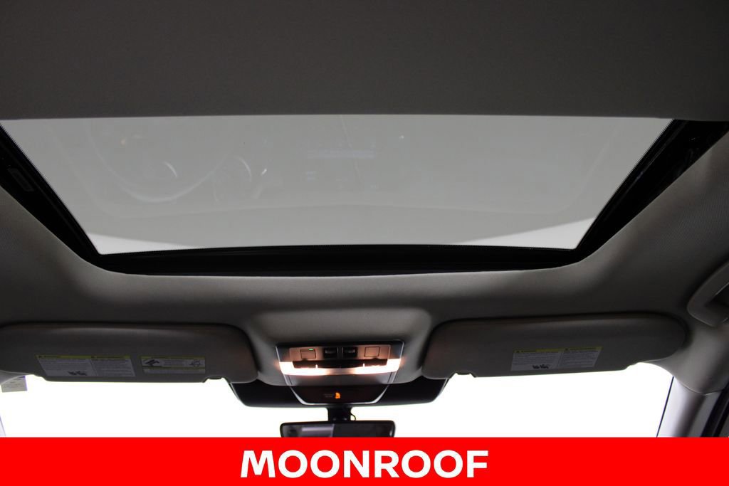 Used 2024 Nissan Pathfinder SL w/ SL Premium Package image 16