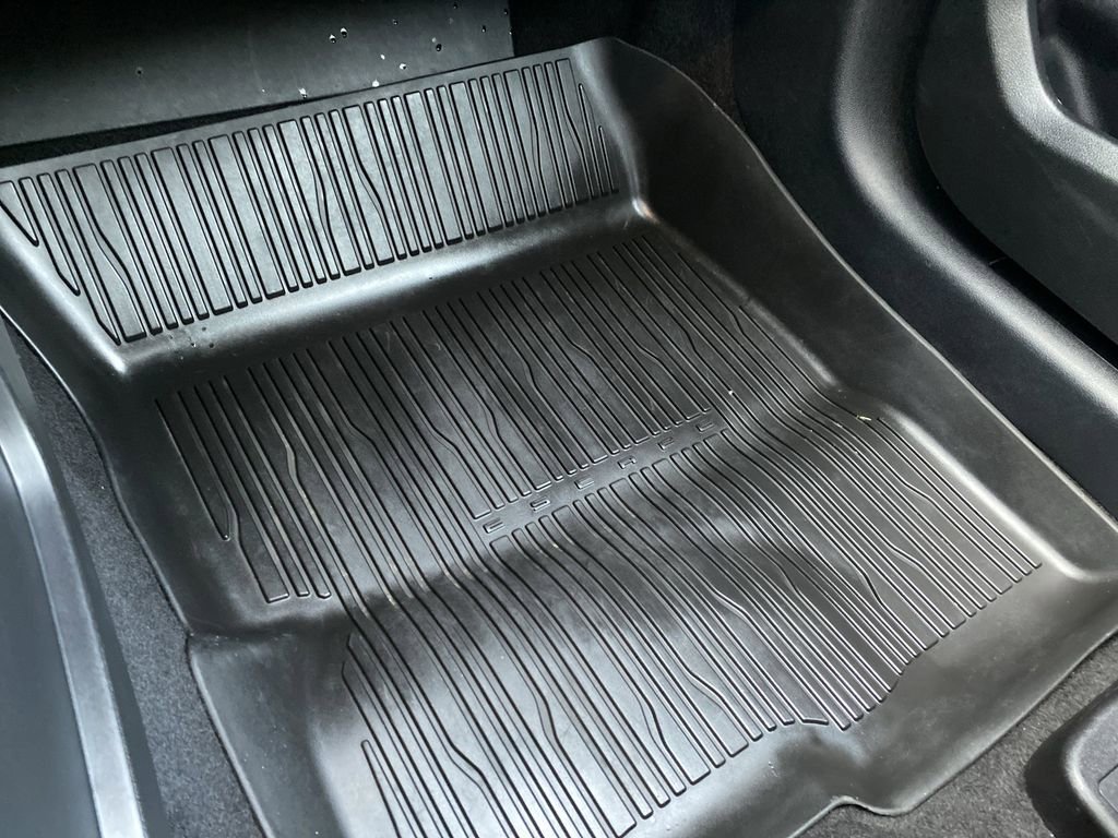 Certified 2025 Ford Escape ST-Line Elite w/ Premium Technology Package image 22