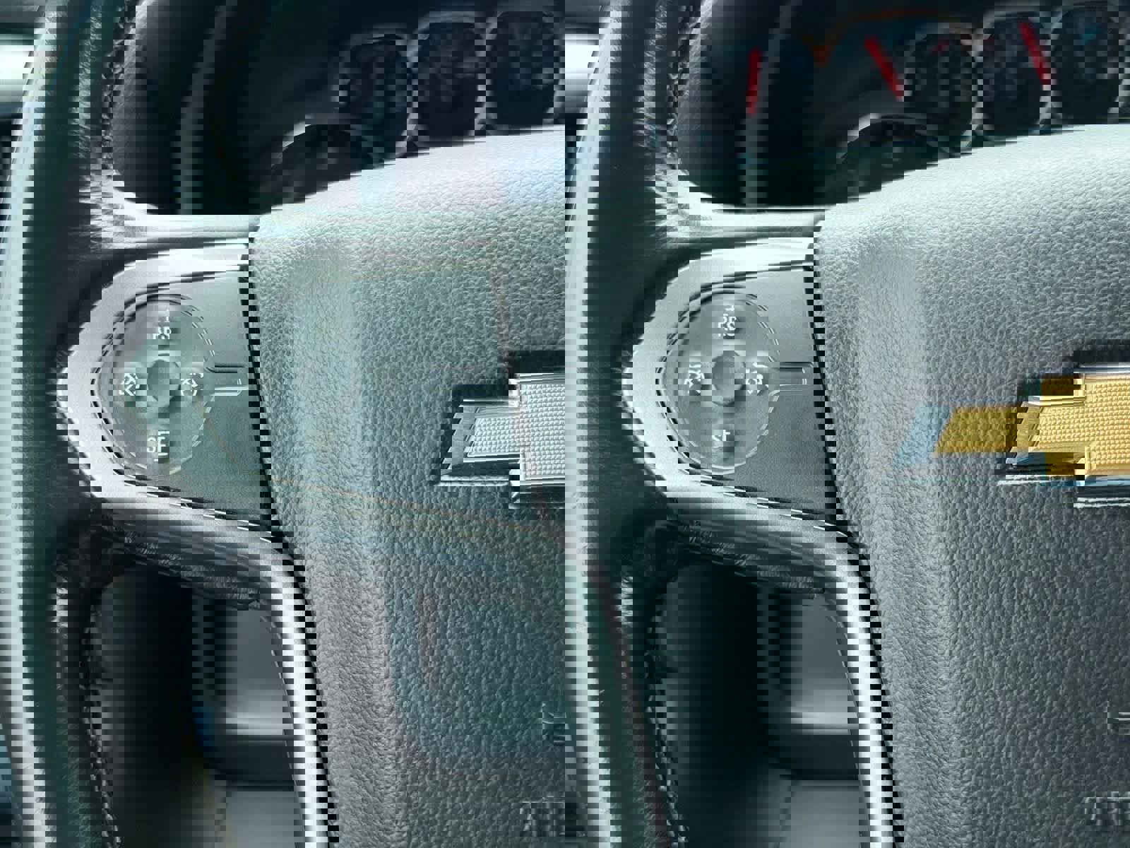 Used 2018 Chevrolet Silverado 1500 LT image 24