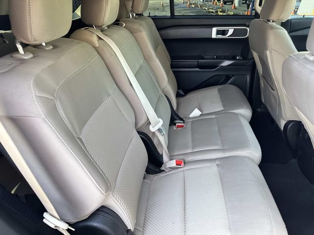 Certified 2023 Ford Explorer 4WD image 35