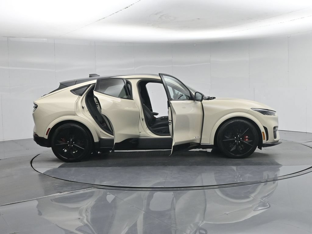 Certified 2025 Ford Mustang Mach-E GT AWD/4WD image 5
