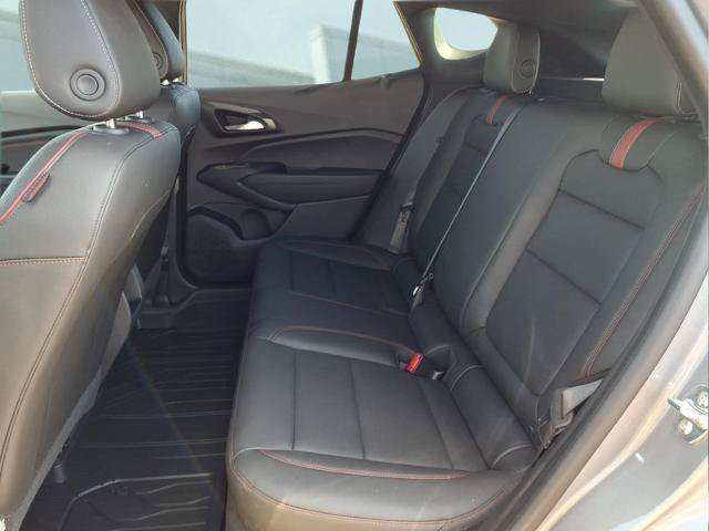 Used 2025 Chevrolet Trax RS w/ Driver Confidence Package FWD image 15