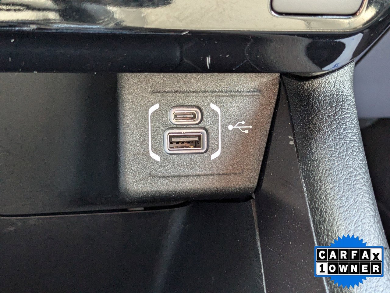 Used 2024 Jeep Compass Latitude image 24