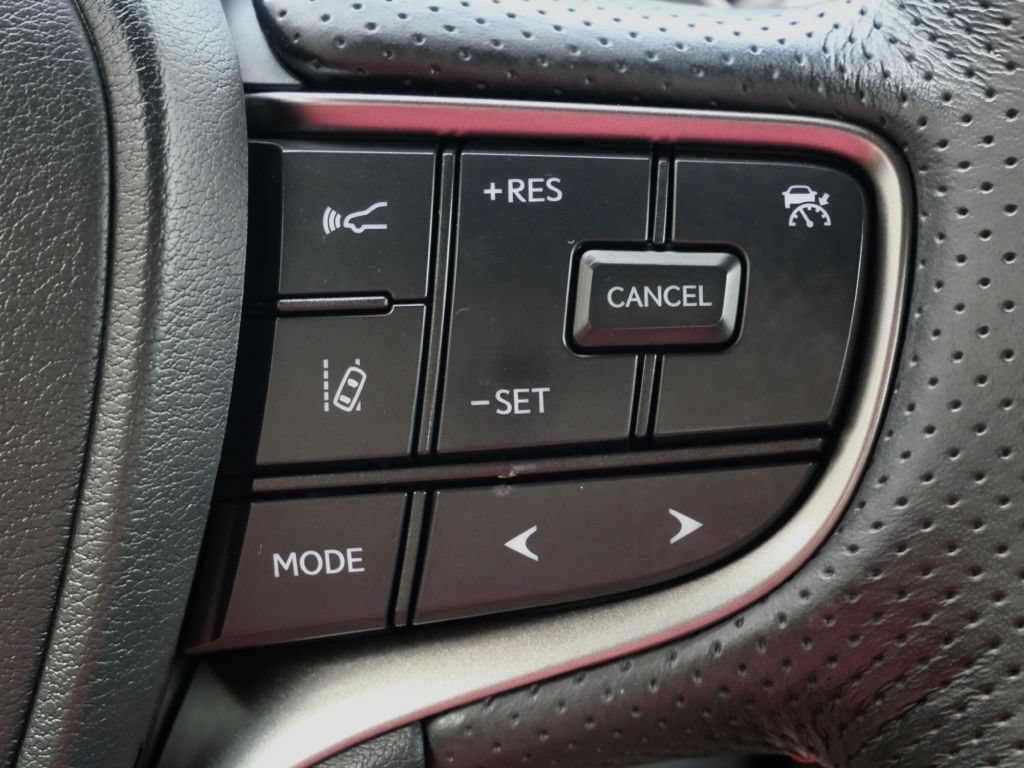 Used 2023 Lexus UX 250h F Sport FWD image 27