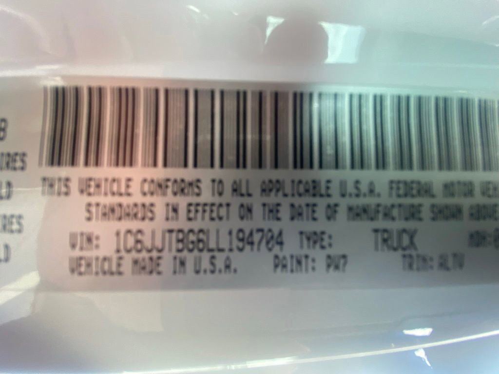 Used 2020 Jeep Gladiator Rubicon w/ LED Lighting Group image 32