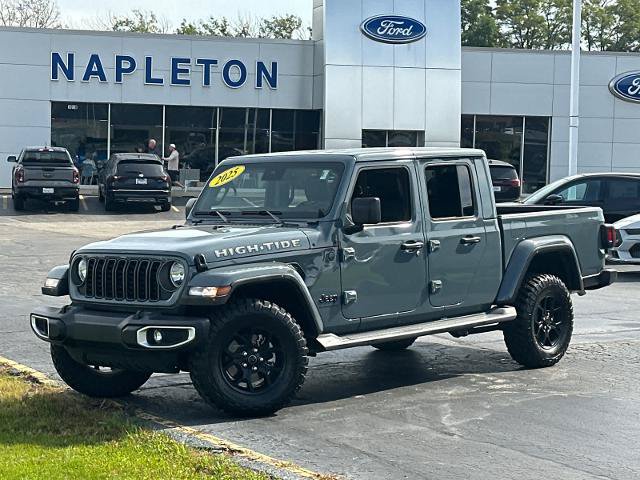 Used 2025 Jeep Gladiator Sport
