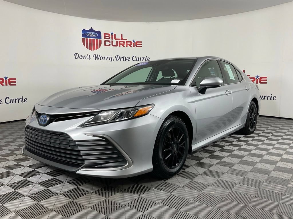Used 2022 Toyota Camry LE FWD image 7