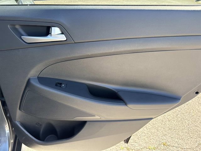 Used 2019 Hyundai Tucson SE FWD image 19
