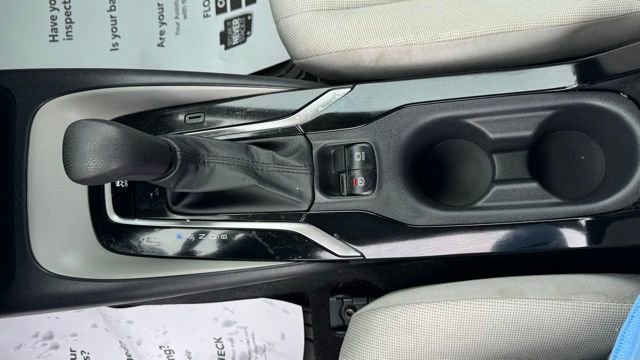 Used 2022 Toyota Corolla LE image 22