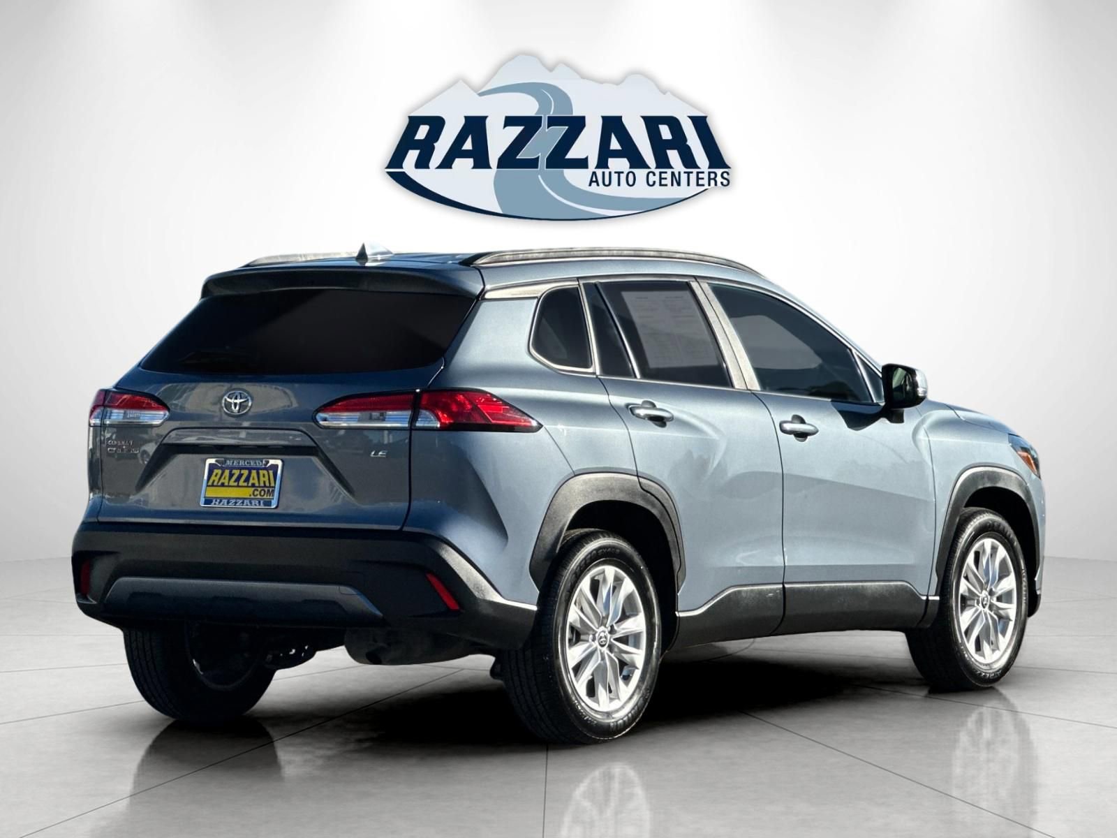 Used 2022 Toyota Corolla Cross LE image 5