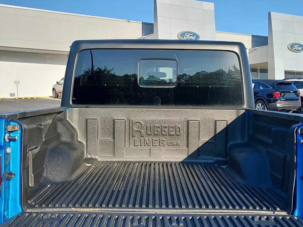 Used 2023 Jeep Gladiator Sport AWD/4WD image 15