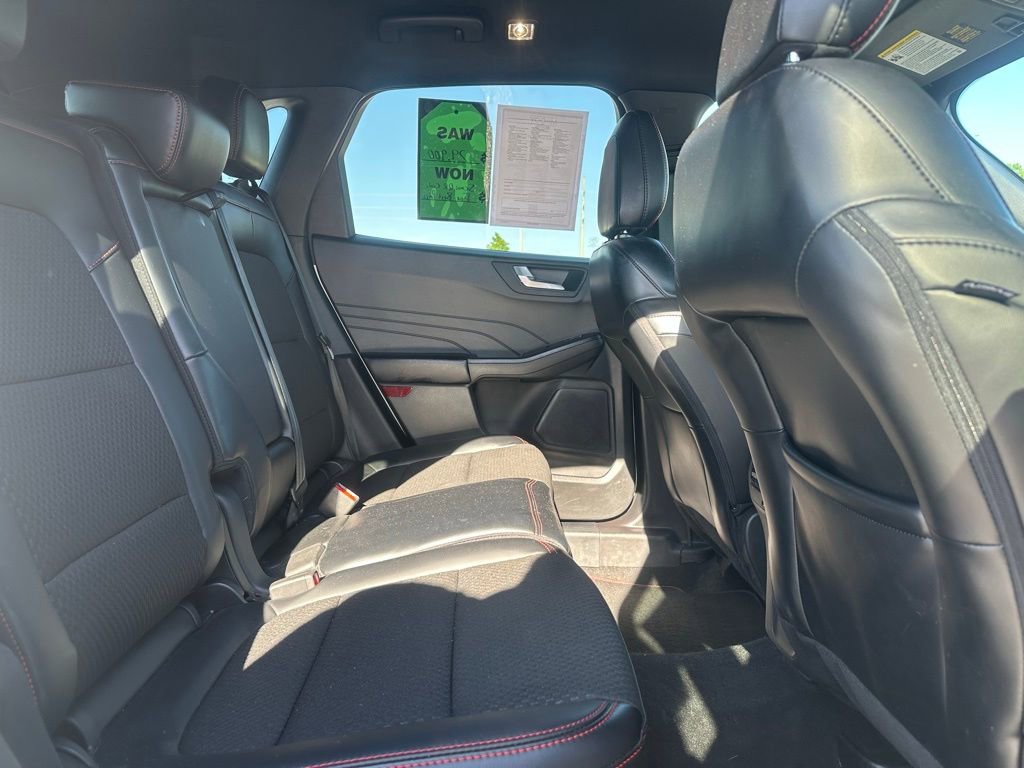 Certified 2023 Ford Escape ST-Line w/ Tech Pack #1 image 17