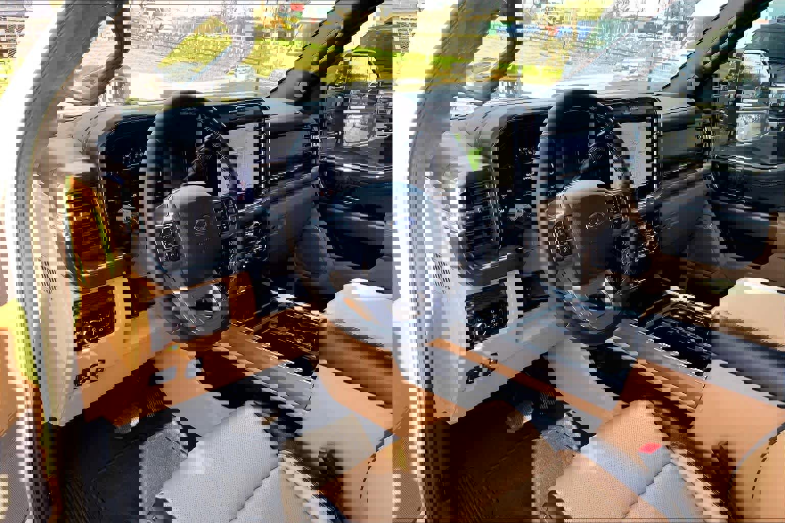 Certified 2025 Ford F250 Lariat w/ Chrome Package image 15