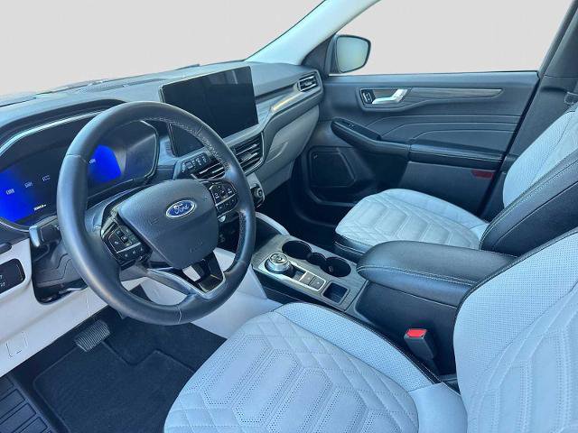 Certified 2023 Ford Escape SE w/ PHEV Premium Package FWD video 2