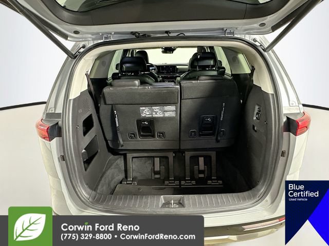Used 2024 Kia Carnival SX Prestige FWD image 31