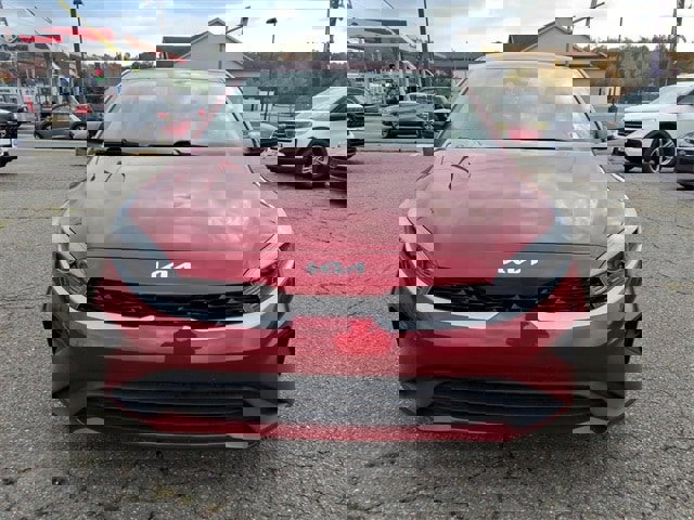 Used 2023 Kia Forte LXS image 8