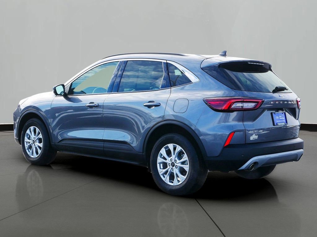 Certified 2023 Ford Escape Active w/ Tech Pack #2 image 3