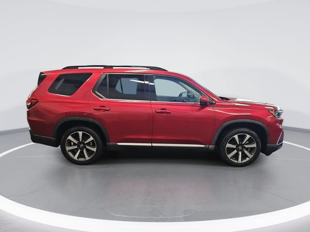 Used 2023 Honda Pilot Elite image 6